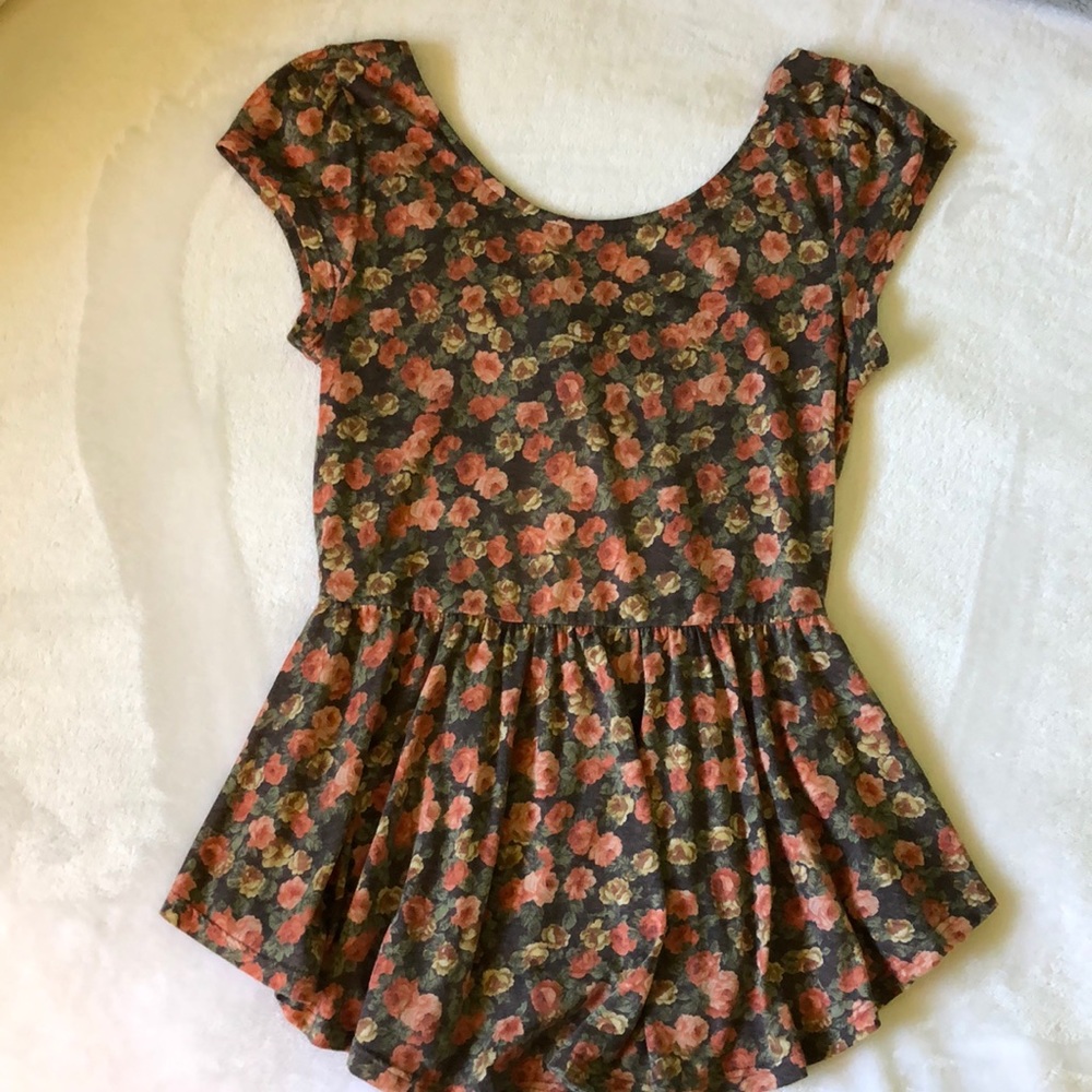 Floral peplum top